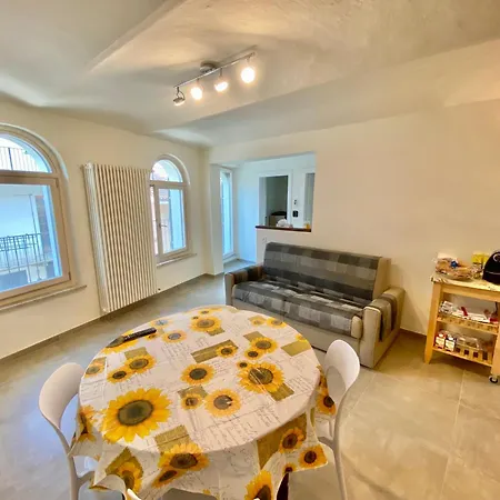 La Tana Della Volpe E L'uva *