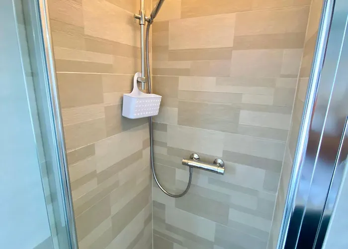 La Tana Della Volpe E L'uva *